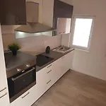 Lägenhet Lara - Island House Kali