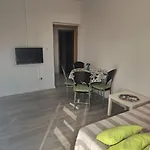 Lara - Island House