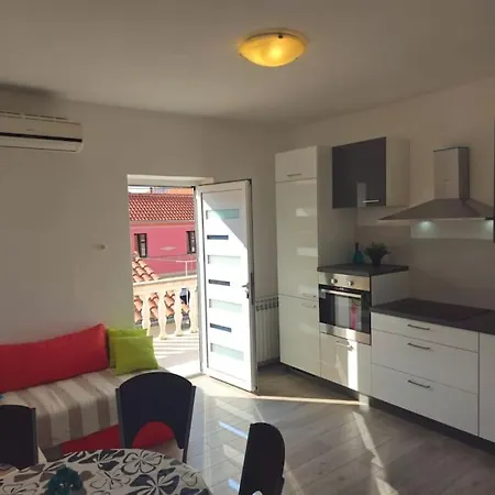 Lara - Island House Apartamento *