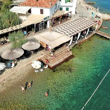 Lara - Island House Appartement