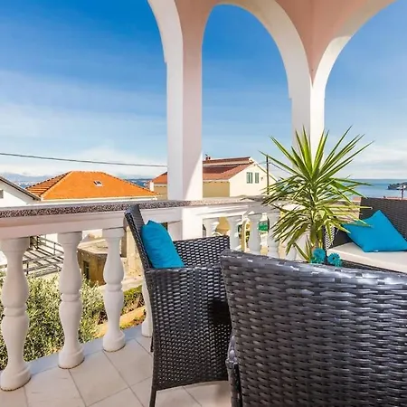 Apartamento Lara - Island House *