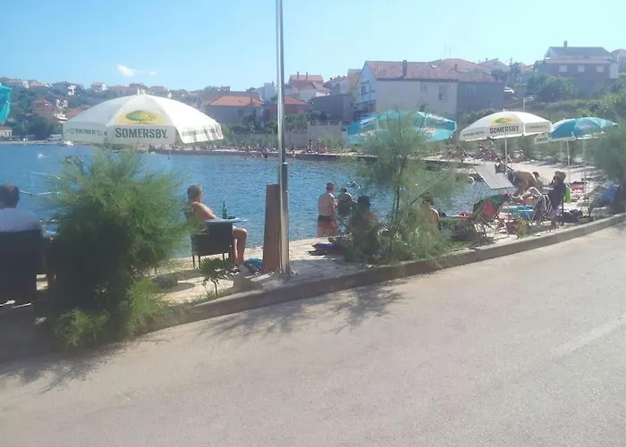 Lara - Island House Apartman Kali