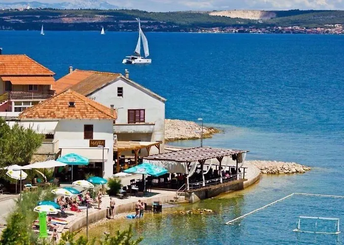 Lara - Island House Apartman