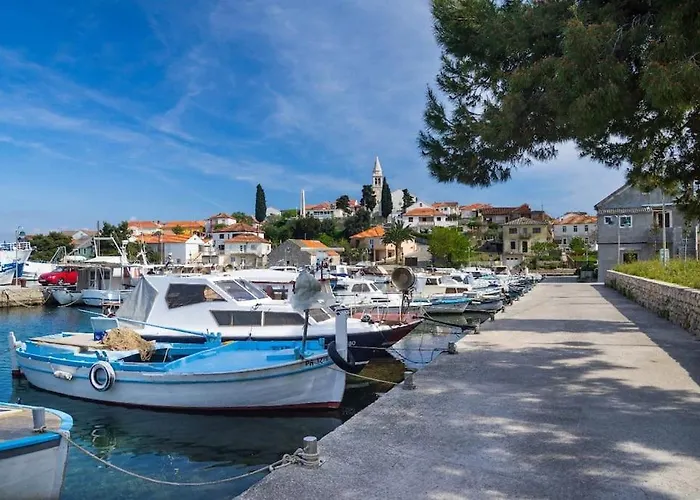 Apartman Lara - Island House