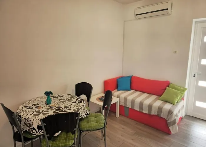 Apartman Lara - Island House *