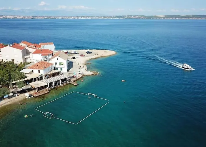 Lara - Island House Apartman