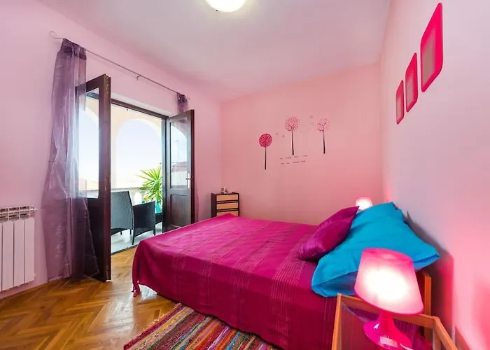 Lara - Island House *